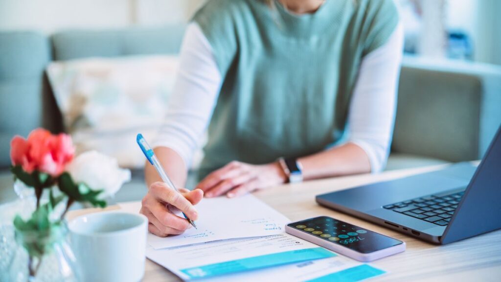Pourquoi je mettrais mon remboursement d'impôt dans un compte de marché monétaire