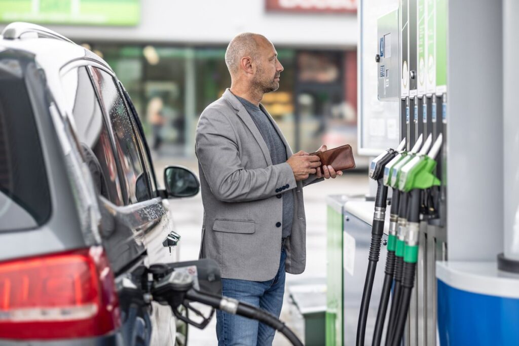Combien vous économisez sur le gaz avec Costco, Walmart, d'autres abonnements