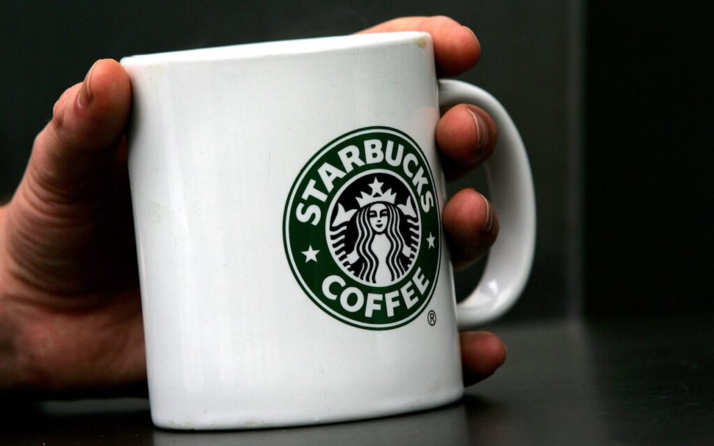 Starbucks 2025 Modifications du code vestimentaire: voir le nouveau look