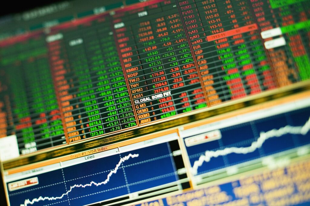 Qu'est-ce qu'un courtier en valeurs mobilières? (Et ai-je même besoin d'en utiliser un?)