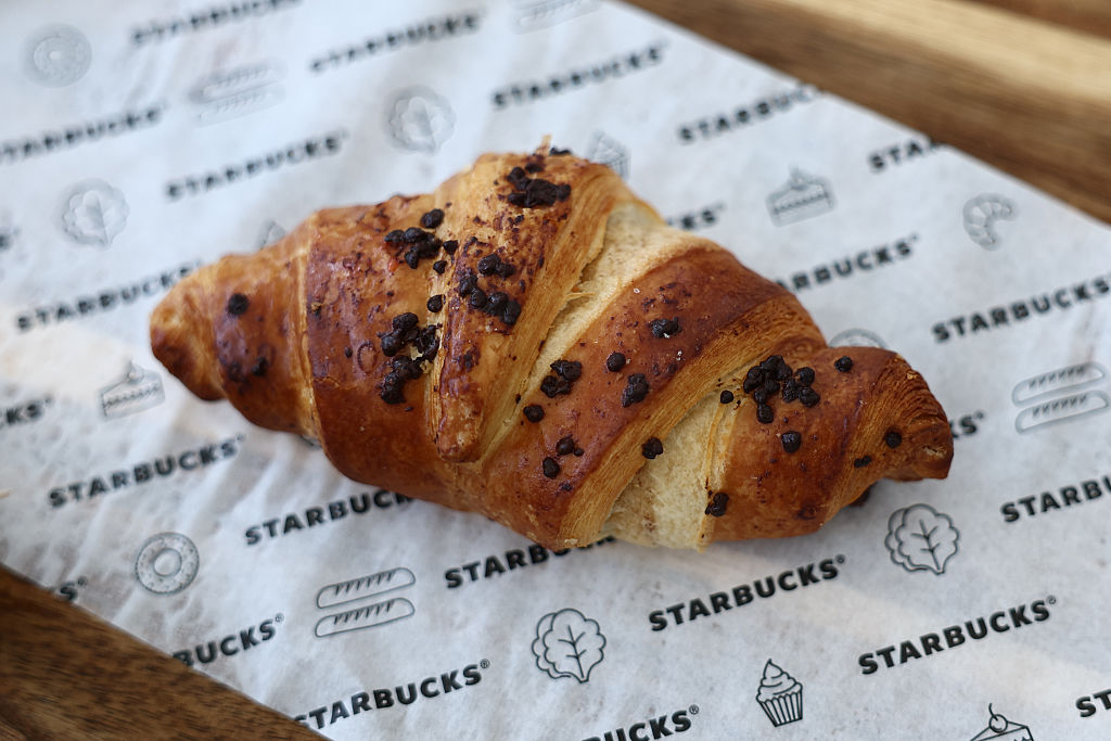 Croissant au chocolat et aux noix Starbucks