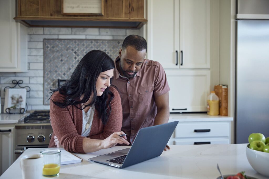 Comment nous gérons nos finances ensemble en tant que couple marié