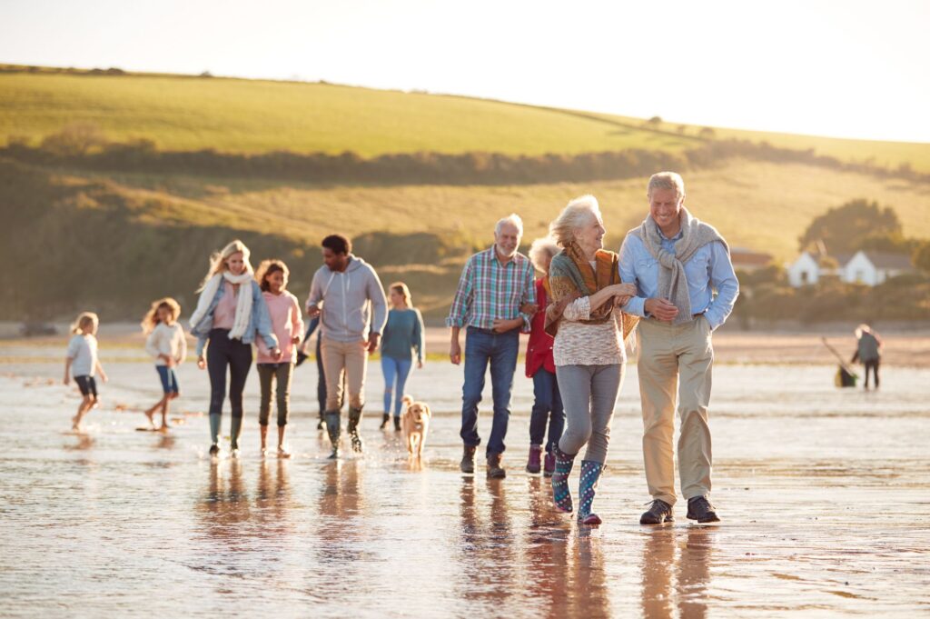 Nous avons 78 ans et souhaitons utiliser notre RMD 2026 pour offrir des vacances à nos enfants et petits-enfants. Comment devrions-nous aborder cela ?