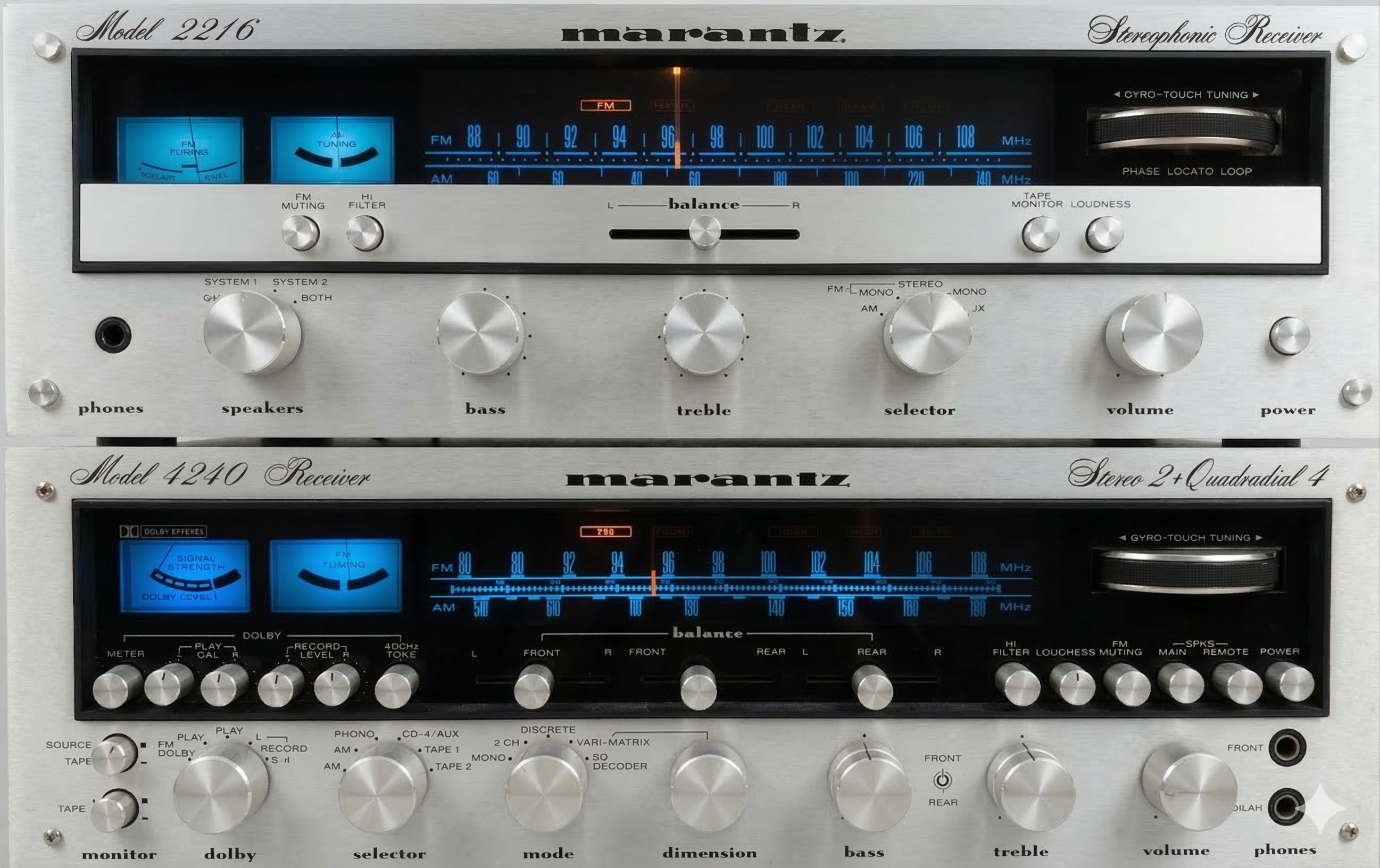 Deux équipements stéréo vintage Marantz sont empilés l’un sur l’autre. Ils ont une lumière bleue et de nombreux cadrans. Gemini a apporté une modification mineure à la photo, en supprimant l'arrière-plan.
