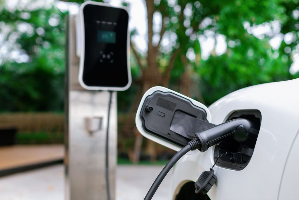 Devriez-vous louer un véhicule électrique pour votre road trip ?