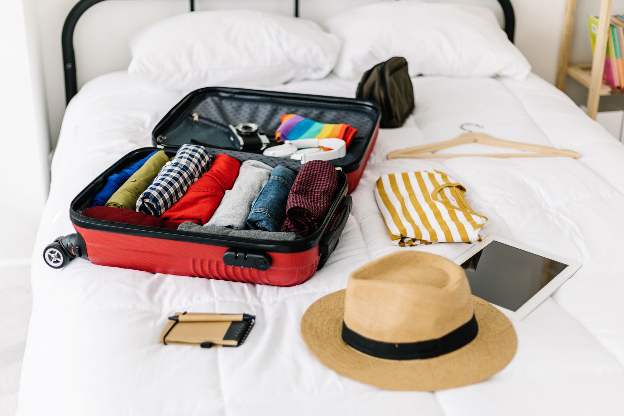 11 éléments essentiels de voyage que les gens oublient souvent (et que votre HSA couvre en fait)