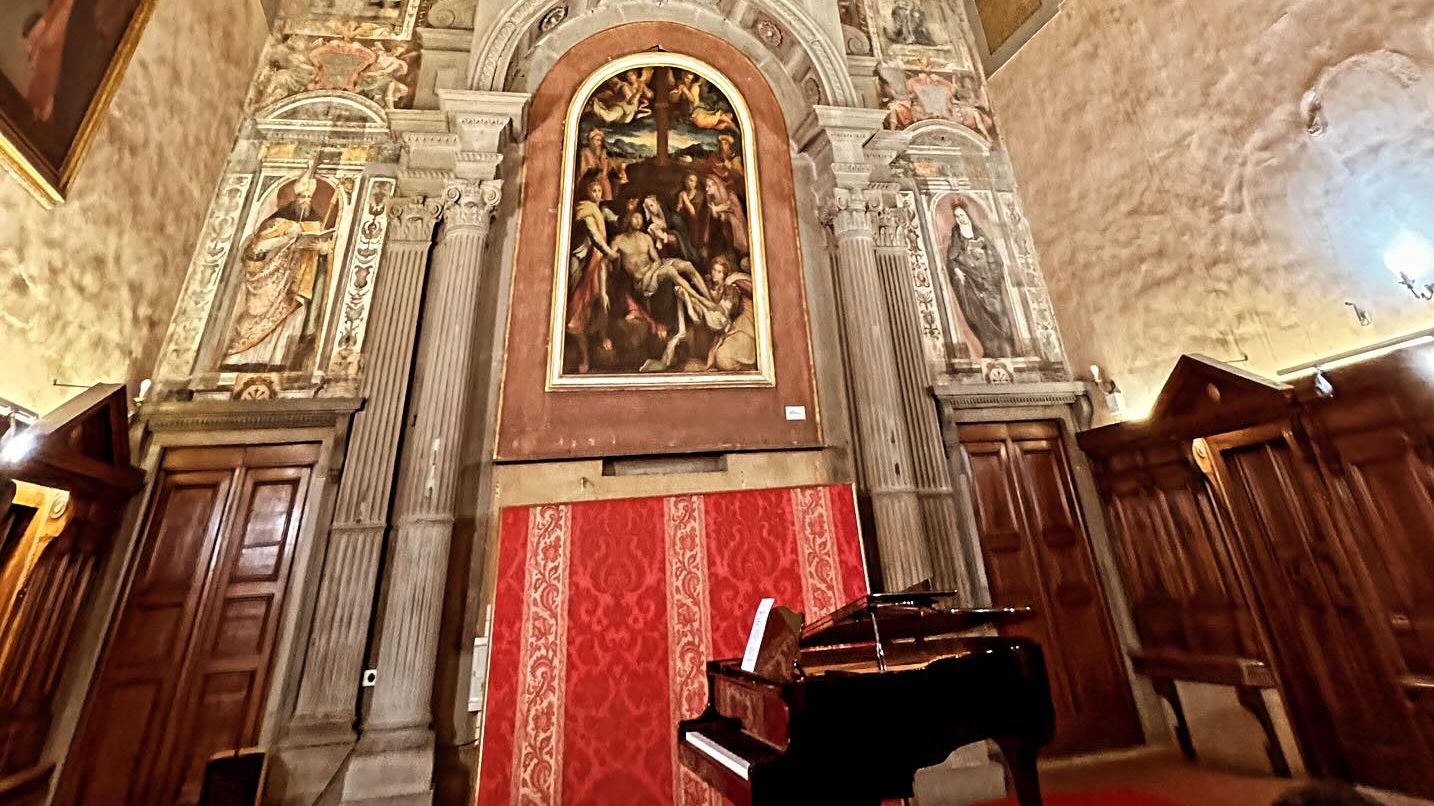 Photo de l'auteur d'une salle d'opéra dans une église historique, en Italie.