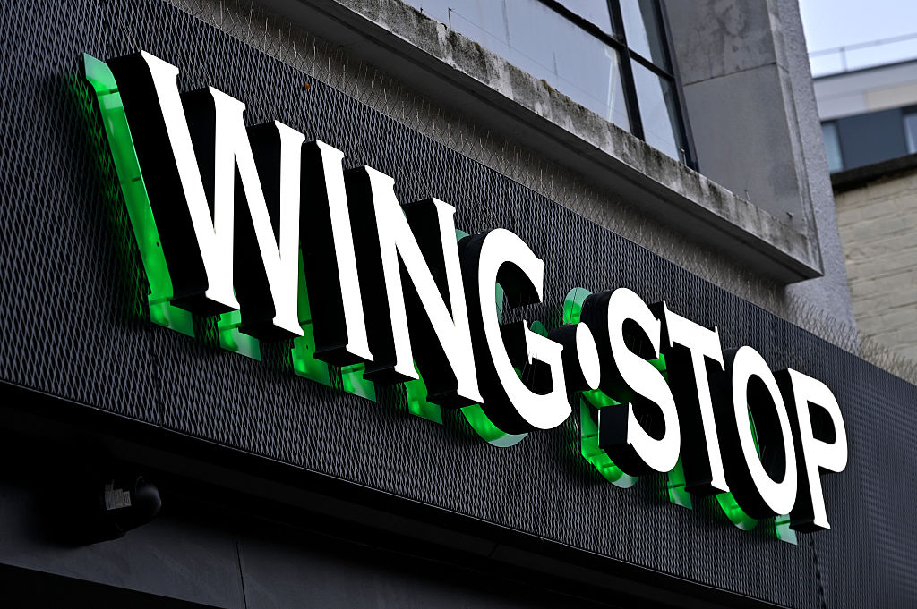 L'extérieur d'un restaurant Wingstop au Royaume-Uni