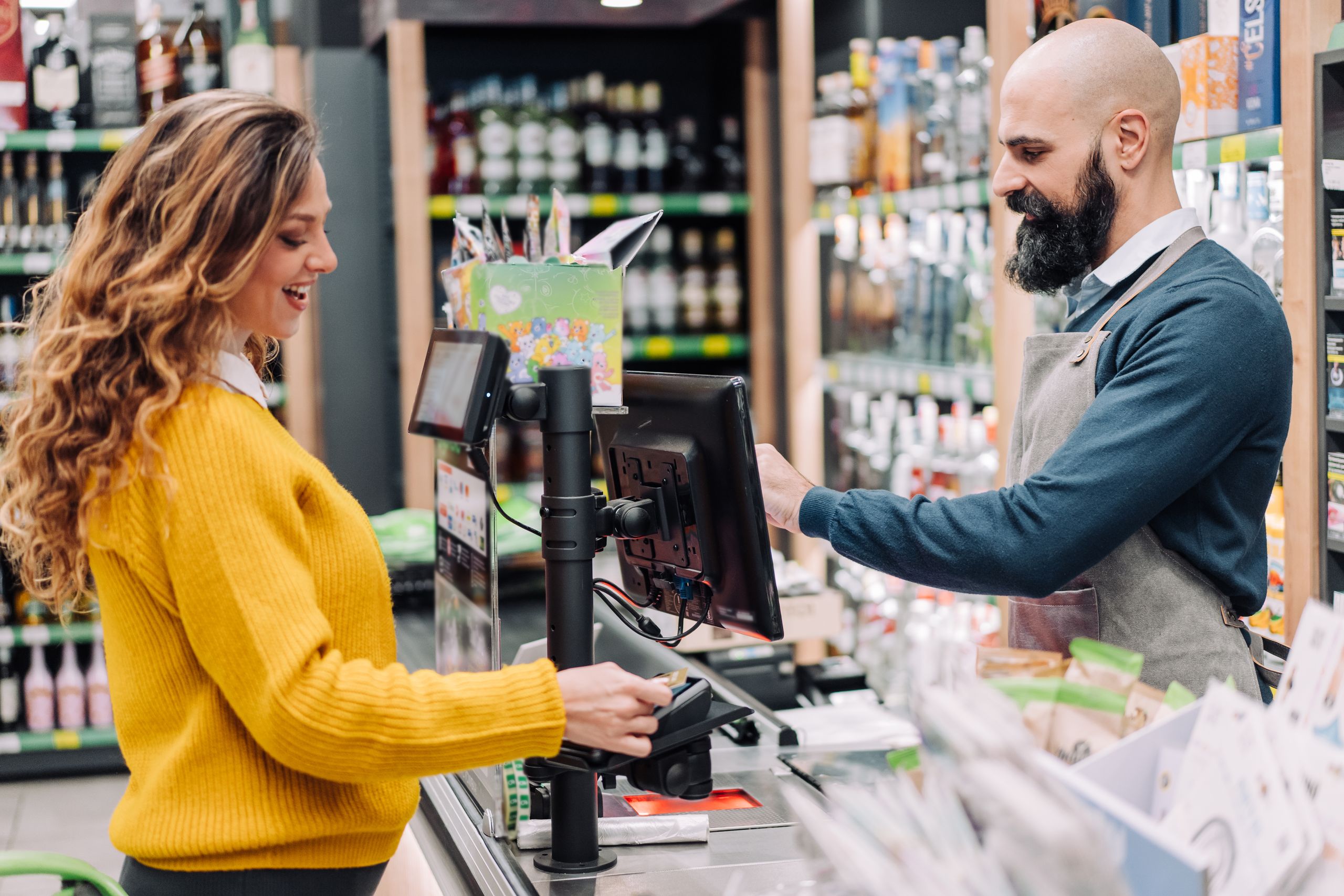 Je gagne 315 $ en essence et en épicerie chaque année simplement en glissant ces deux cartes de crédit