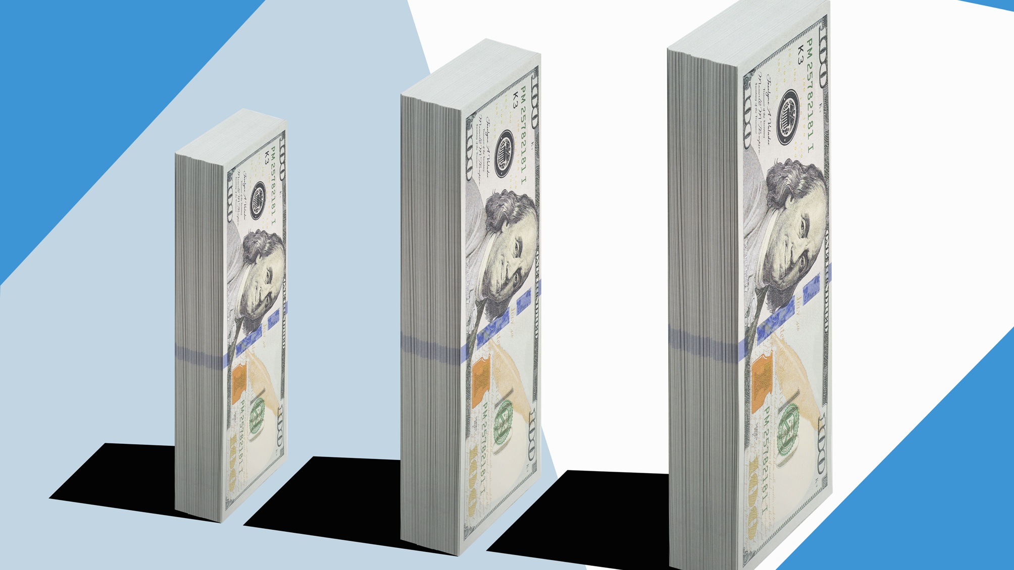 Les piles verticales de billets de cent dollars grandissent.