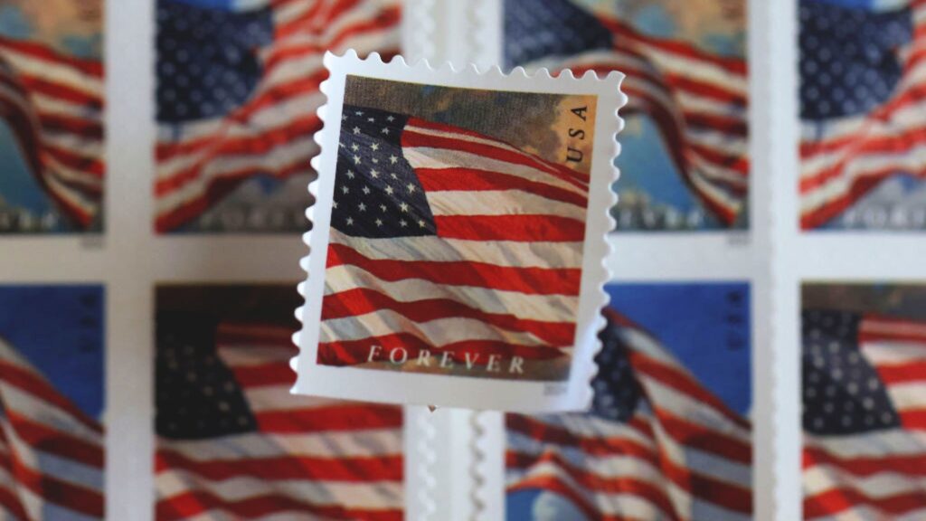 Les prix des timbres Forever augmentent le 12 juillet : devriez-vous vous approvisionner maintenant ?