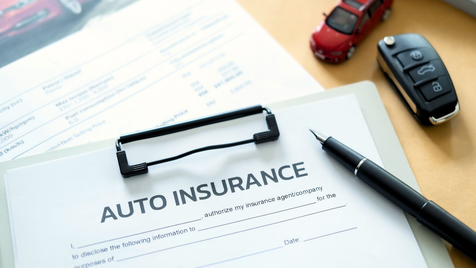 Pourquoi être célibataire pourrait vous coûter plus cher sur l'assurance automobile en Californie