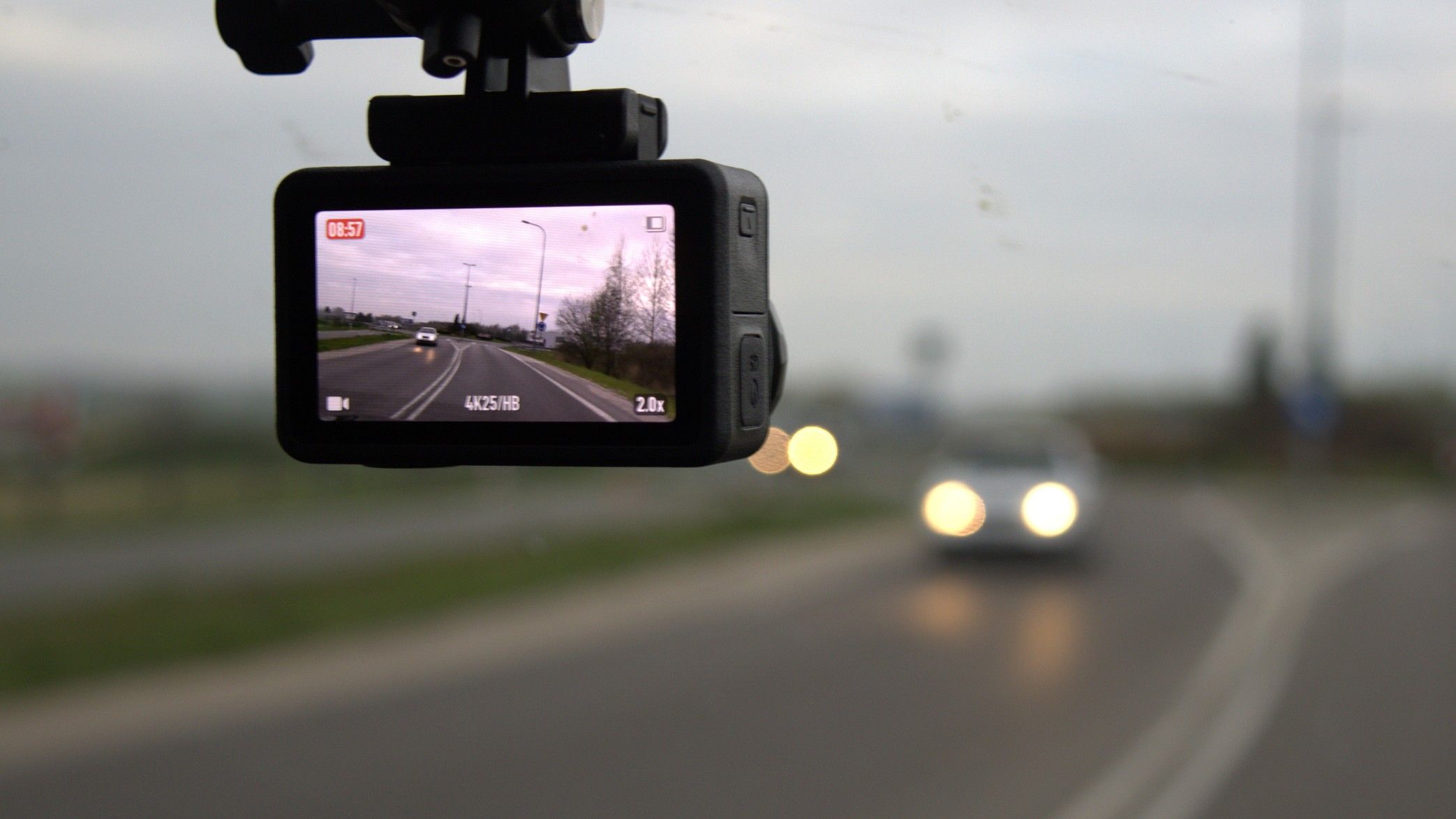 Une caméra embarquée pourrait être votre meilleure défense sur la route (et économiser votre taux d'assurance)