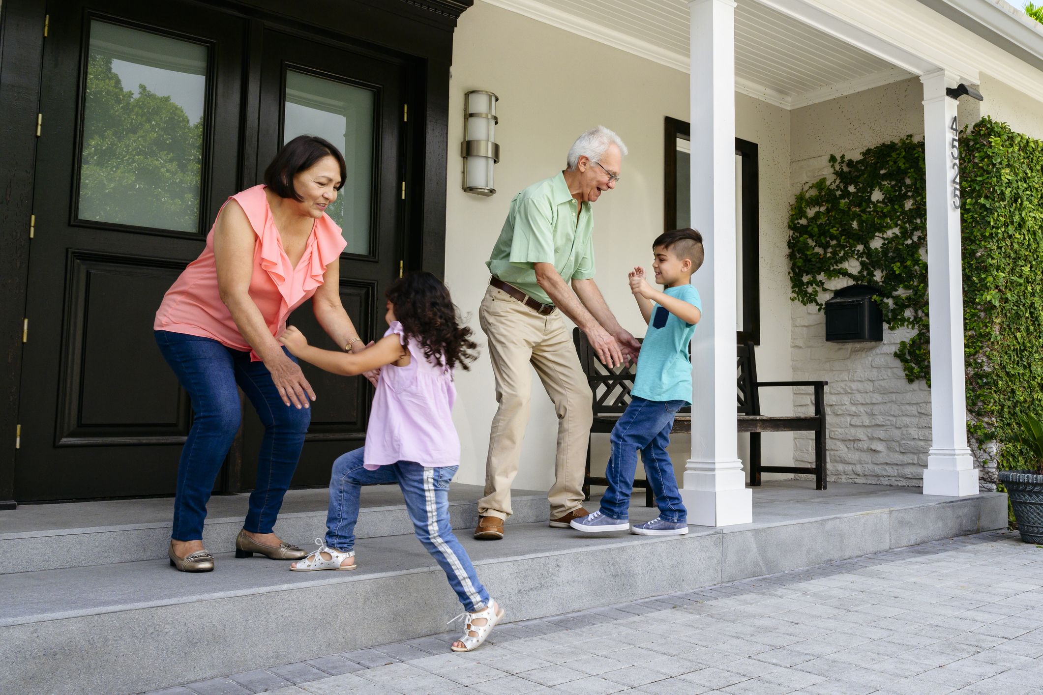 5 améliorations de maison pour les grands-parents et la vie multigénérationnelle