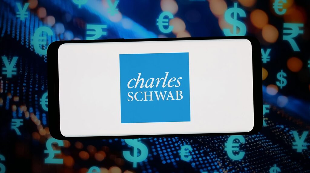 Pourquoi les lecteurs de Kiplinger recommandent Schwab pour les services bancaires par Internet