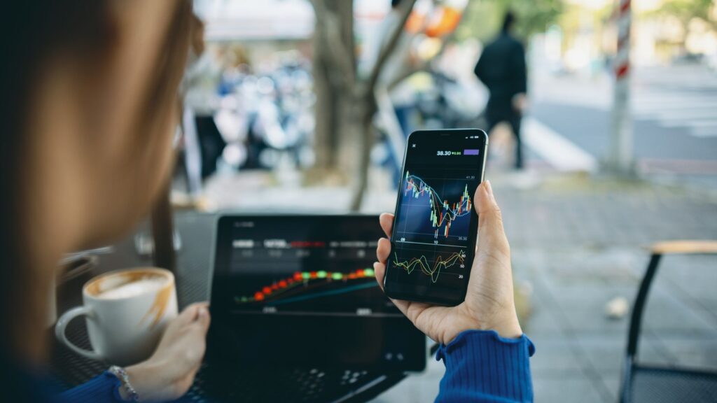 « Acheter et conserver » est-il vraiment la meilleure stratégie d'investissement ?