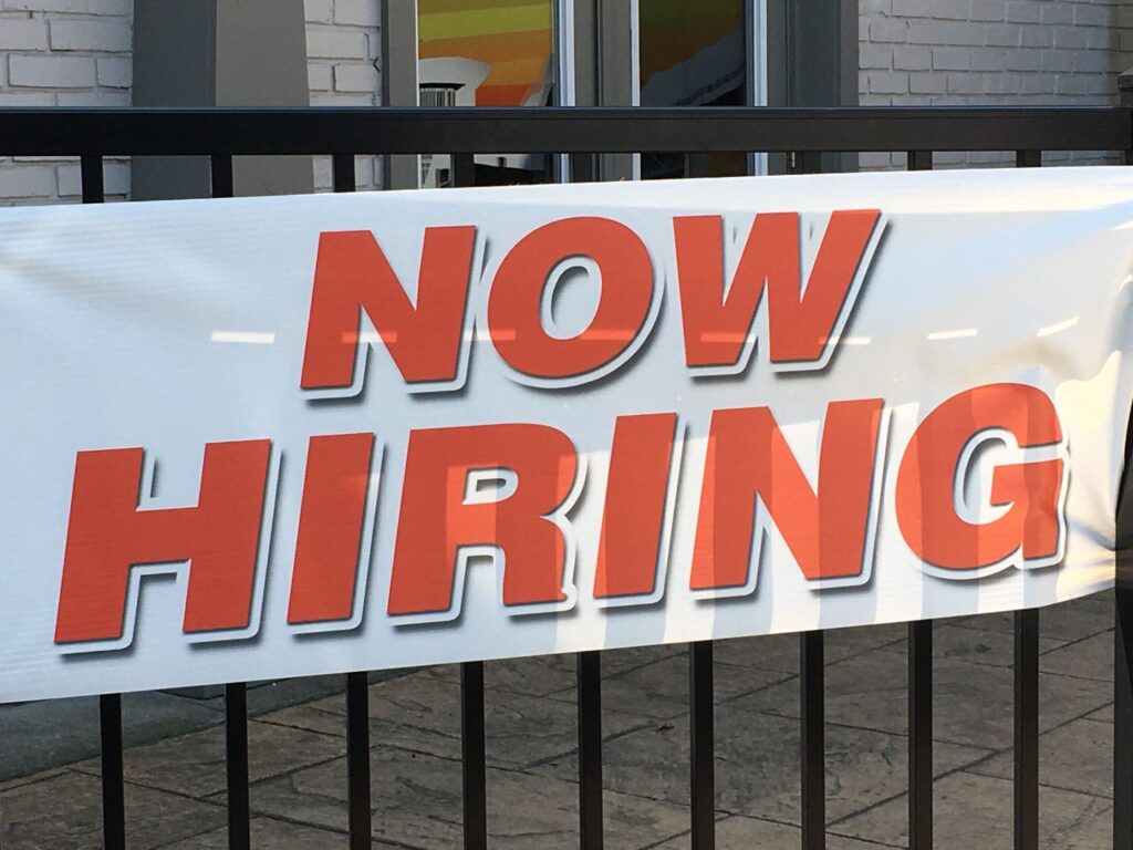 À quoi s'attendre du rapport sur l'emploi de septembre