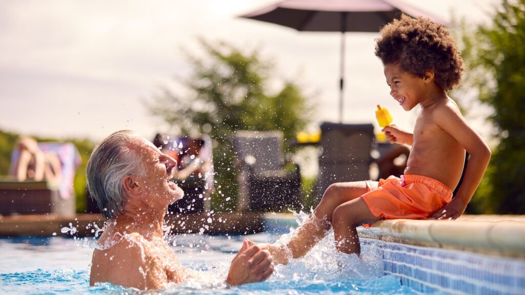 Une piscine de 80 000 $ est-elle un bon investissement pour les retraités ?